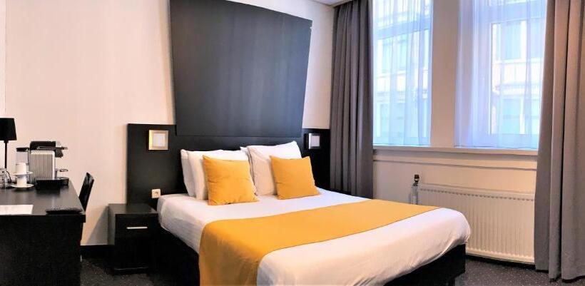 اتاق استاندارد, De Looier