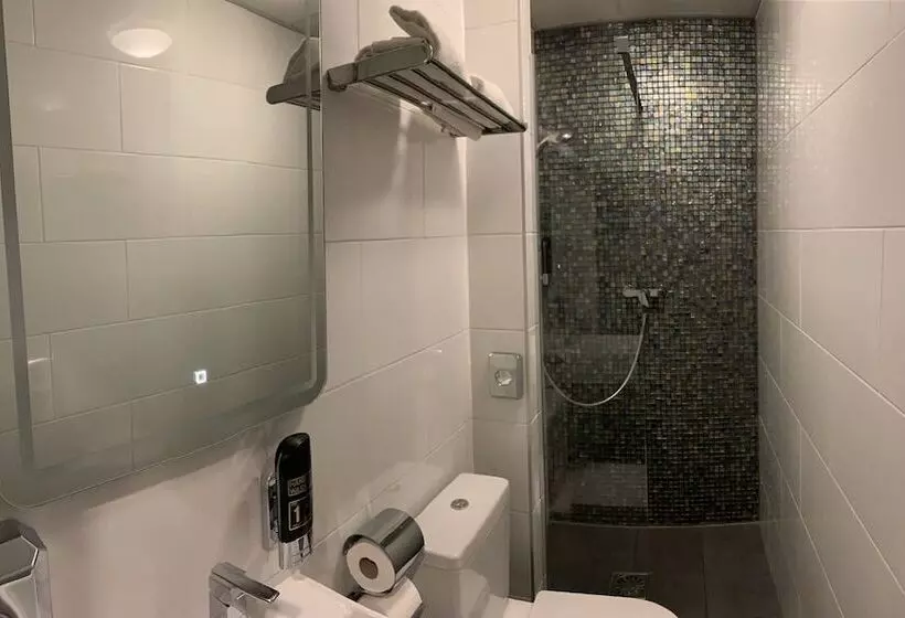 Habitación Basic, De Looier