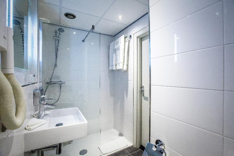 غرفة سوبيريور, Die Port Van Cleve