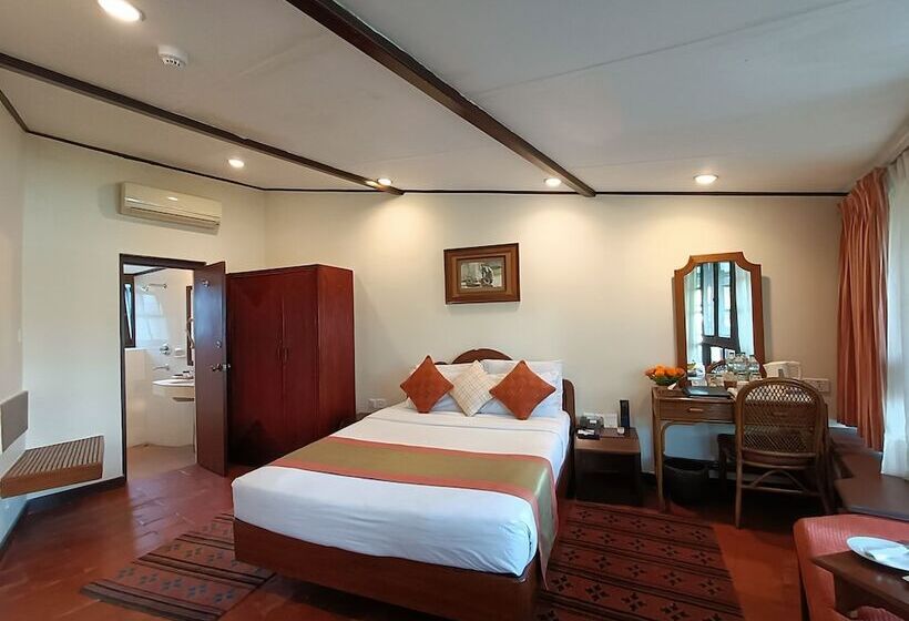 اتاق استاندارد, Fish Tail Lodge