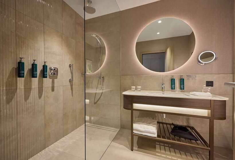 스탠다드 전망 룸, Hilton Amsterdam Airport Schiphol