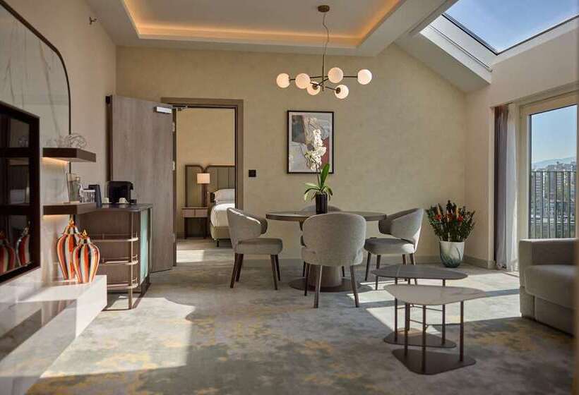 스탠다드 전망 룸, Hilton Amsterdam Airport Schiphol