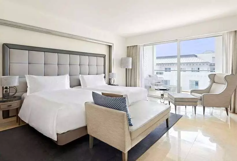 デラックスルーム, Hilton Amsterdam Airport Schiphol