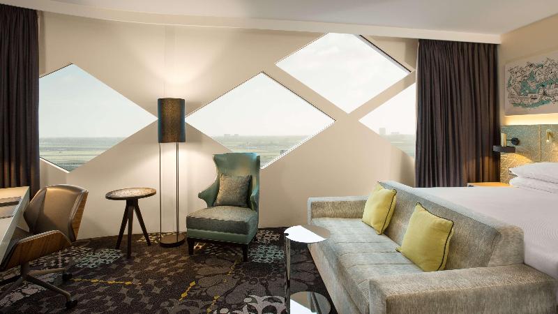 스탠다드 룸 킹사이즈 침대, Hilton Amsterdam Airport Schiphol