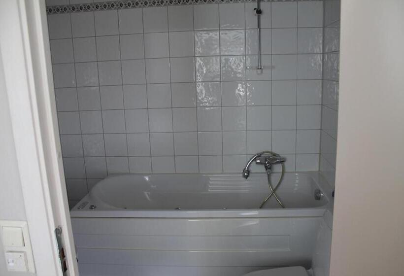 جناح كلاسيكي, Kløver