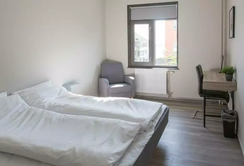 Economy Zimmer, L Molde