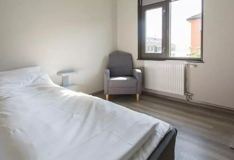 Economy Zimmer, L Molde