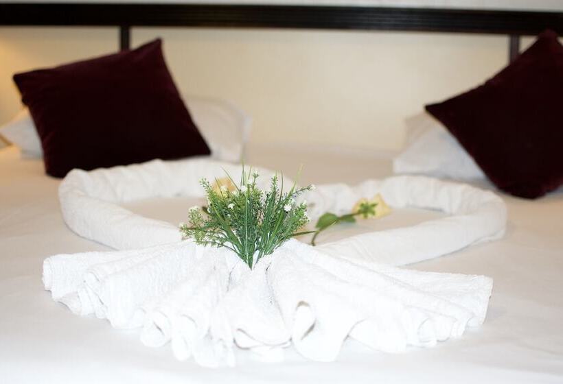 اتاق لوکس, Le Paris