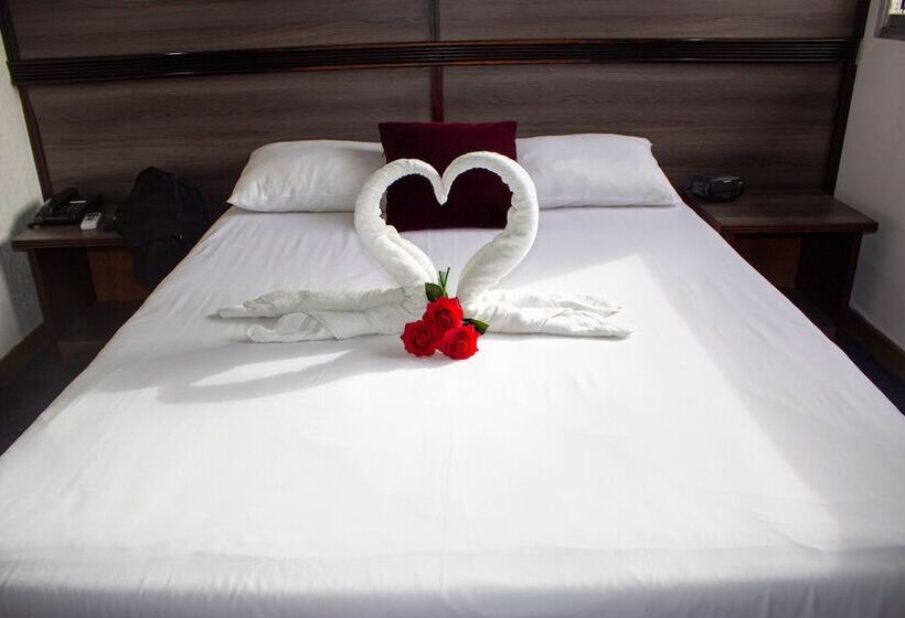 اتاق لوکس با تخت بزرگ, Le Paris