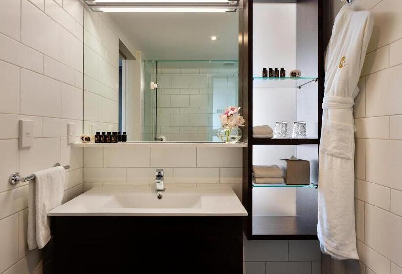 디럭스 룸 바다 전망, Mövenpick Hotel Auckland