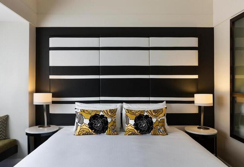 디럭스 룸 바다 전망, Mövenpick Hotel Auckland