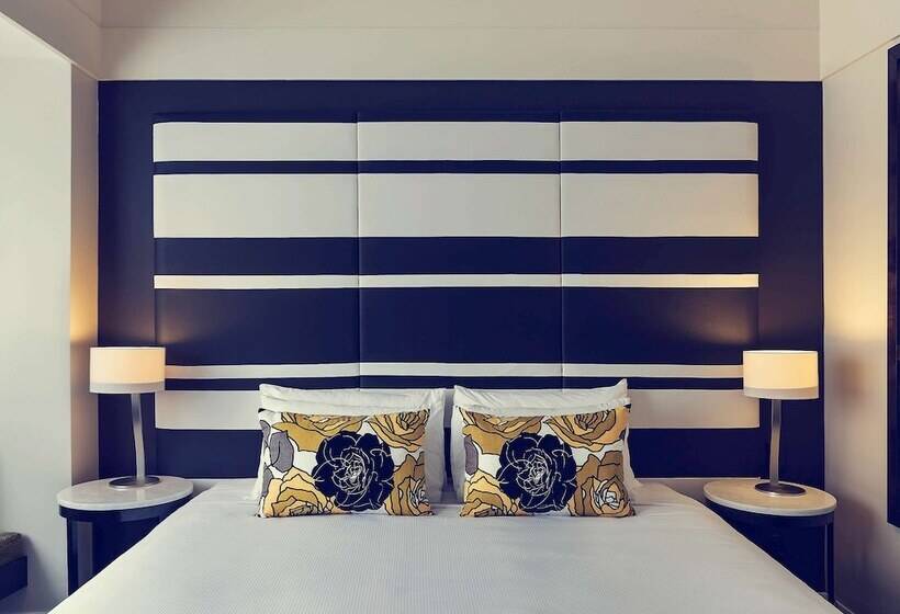 수피리어 룸, Mövenpick Hotel Auckland