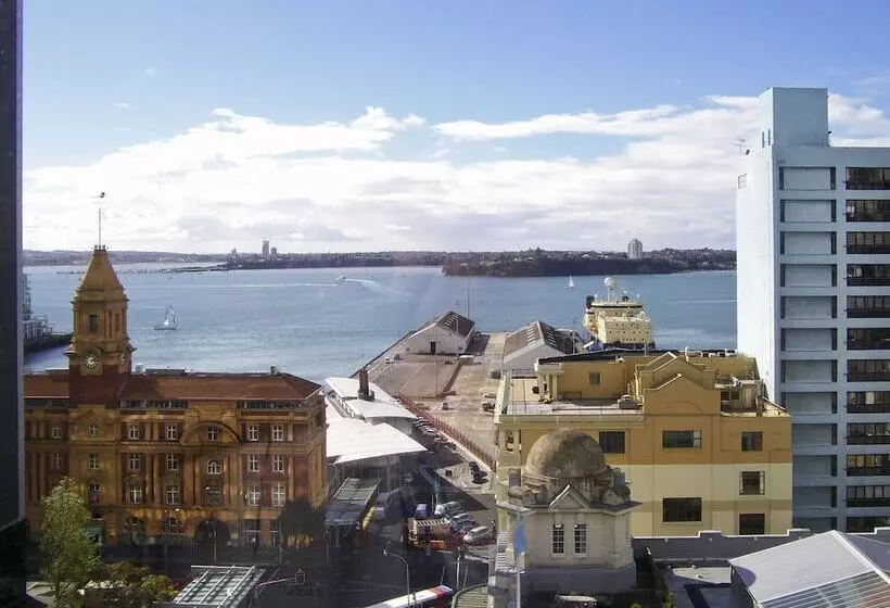 オーシャンビューデラックスルーム, Mövenpick Hotel Auckland