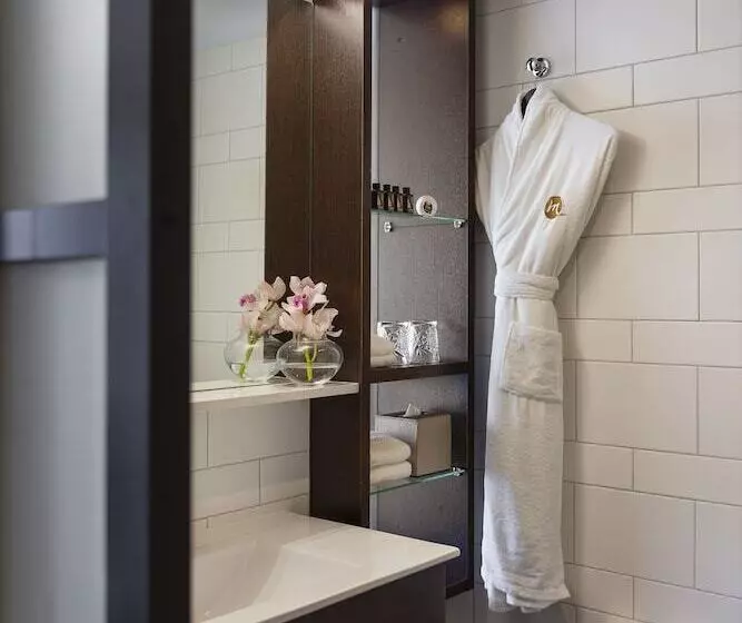 オーシャンビューデラックスルーム, Mövenpick Hotel Auckland