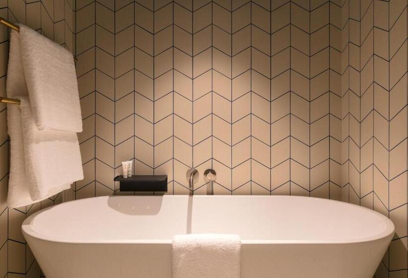 غرفة قياسية سرير كينج, Naumi  Auckland Airport