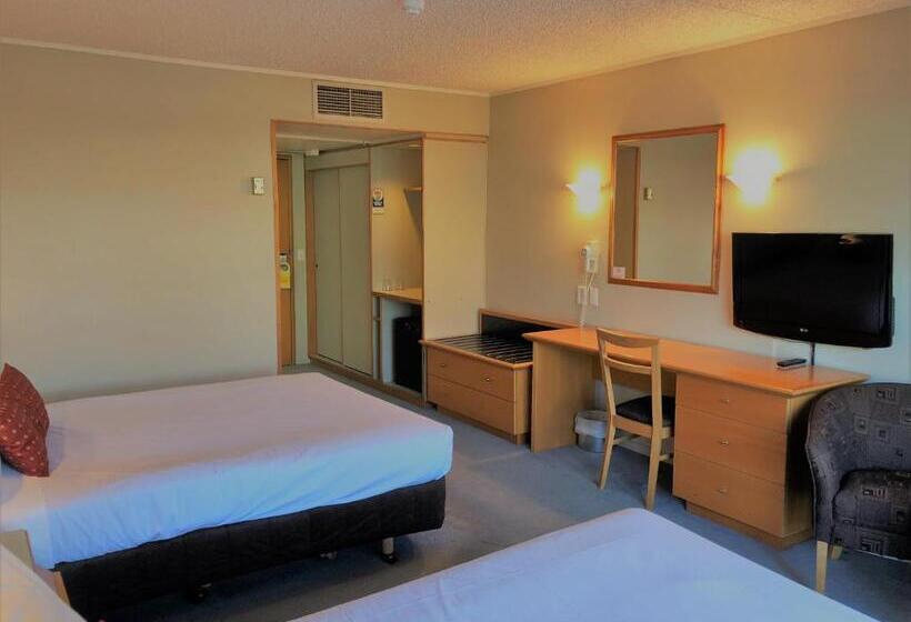 غرفة إقتصادية, Naumi  Auckland Airport