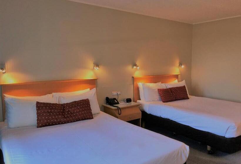 غرفة إقتصادية, Naumi  Auckland Airport