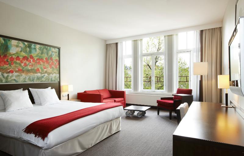 سوییت جونیور, NH Amsterdam Schiller