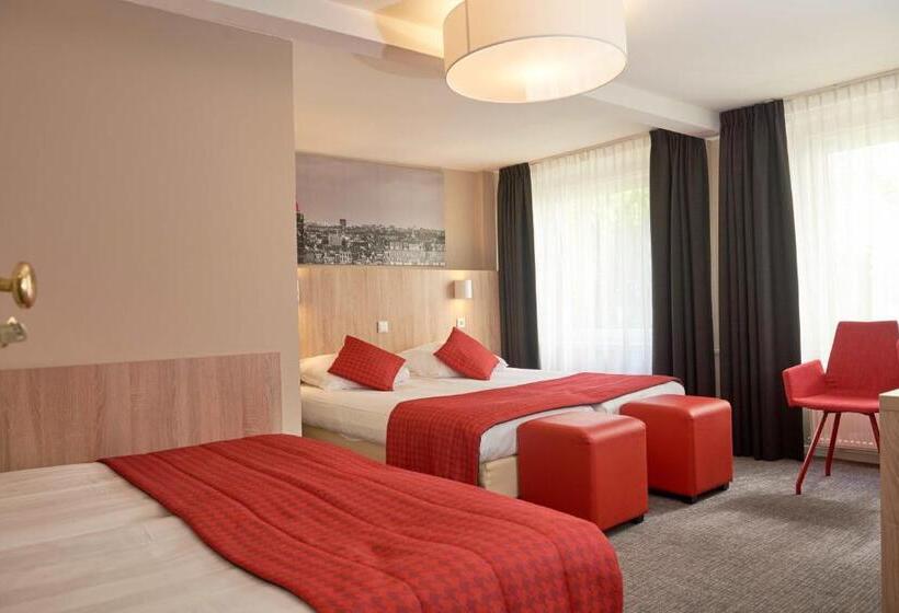 اتاق استاندارد چهار تخته, Prinsen