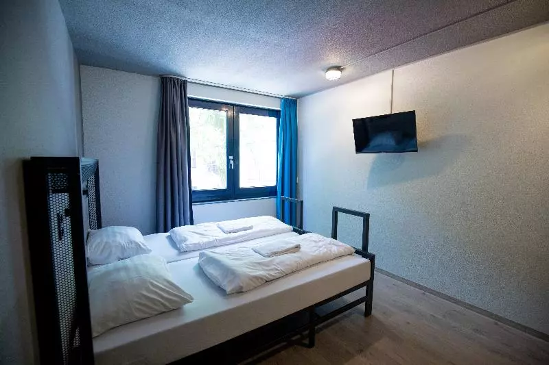 اتاق استاندارد یک نفره, A&o Rotterdam City