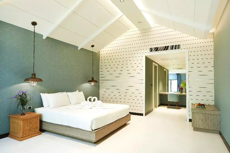 استودیوی لوکس, Simpson Bay Resort Marina & Spa