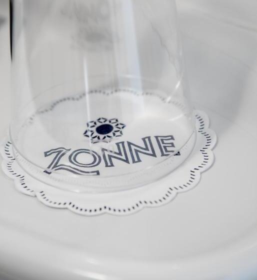 غرفة أساسية فردية, Zonne