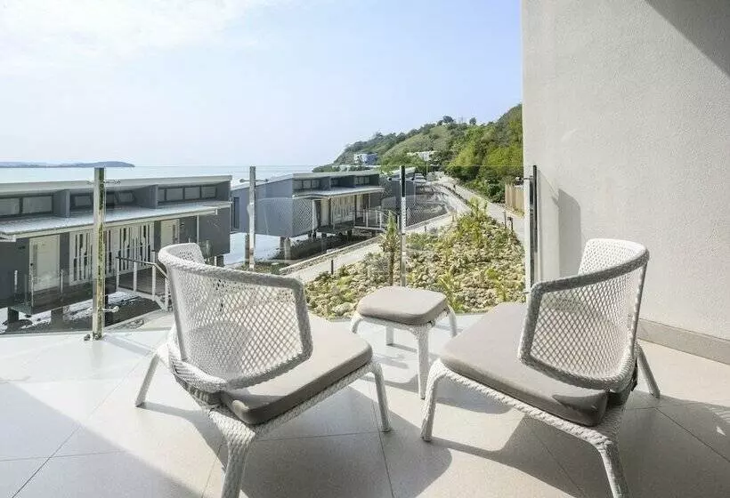 Standard-huone Parivuode Merinäkymä, Loloata Island Resort