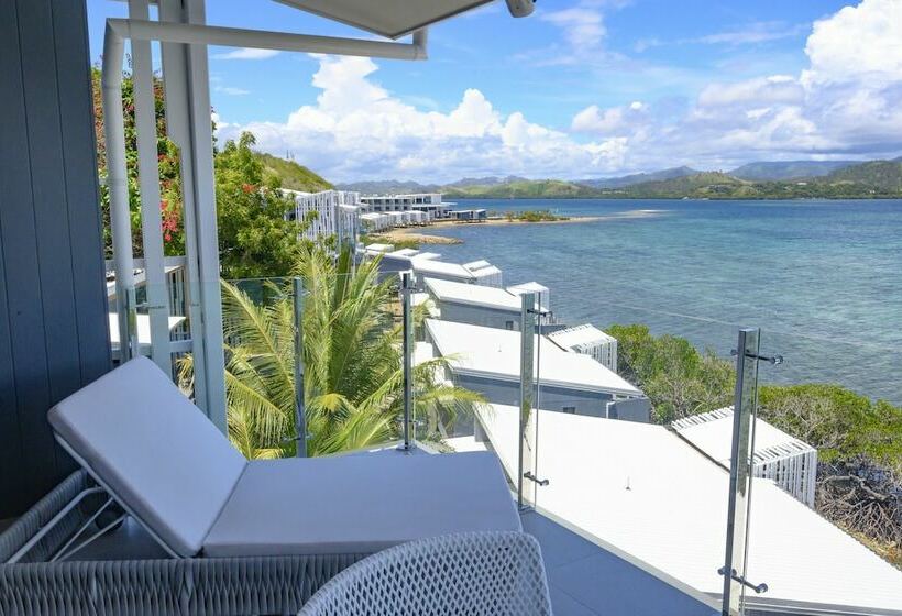 Люкс Вид на Море, Loloata Island Resort