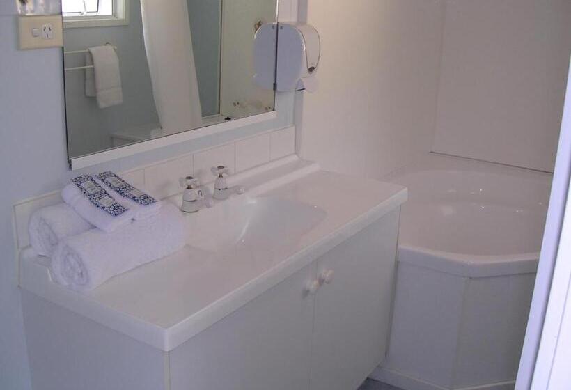 סטודיו דלוקס, Acacia Lodge Motel