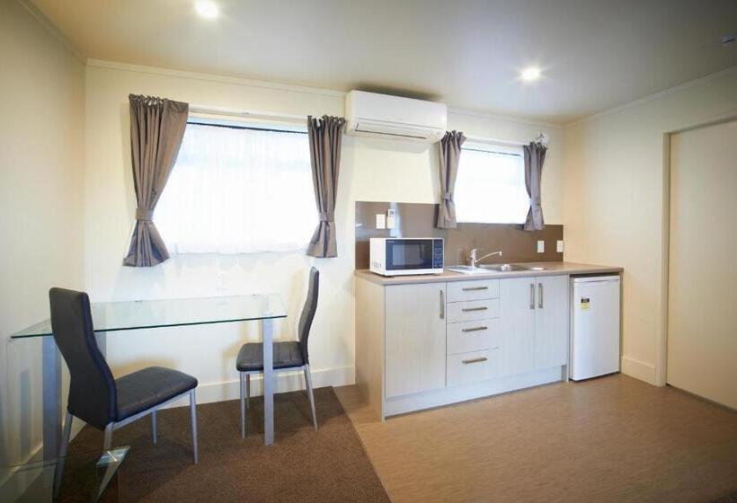 Апартаменты Executive 1 Спальня, Auto Lodge Motel