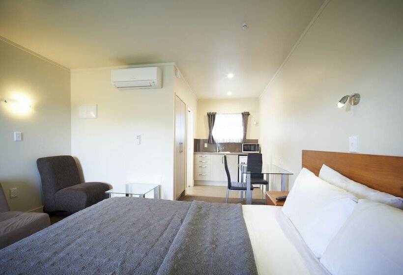 Студио Executive, Auto Lodge Motel