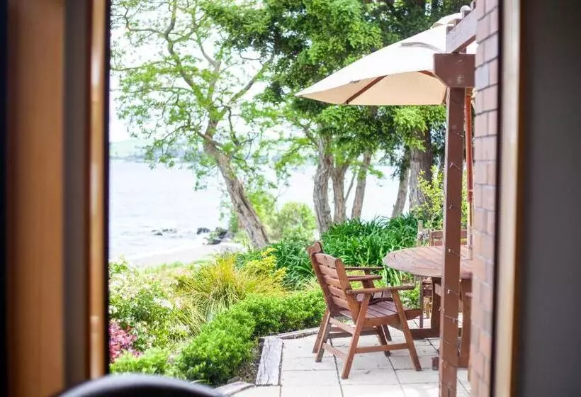 スタンダードルーム, Cascades Lakefront Motel