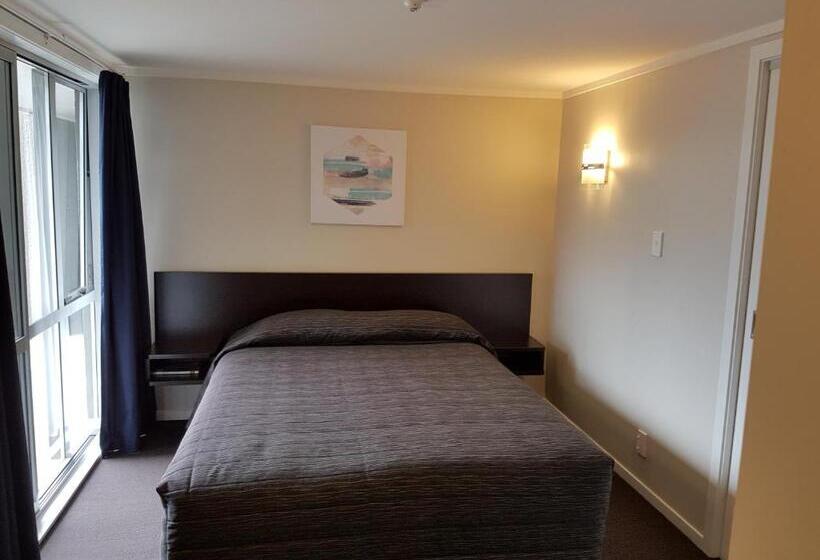 行政套房, Aspree Motor Inn