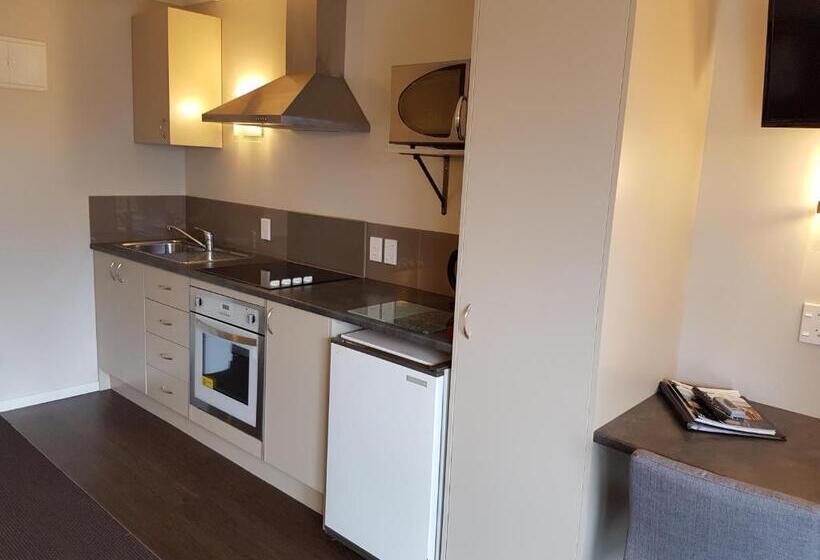 行政套房, Aspree Motor Inn