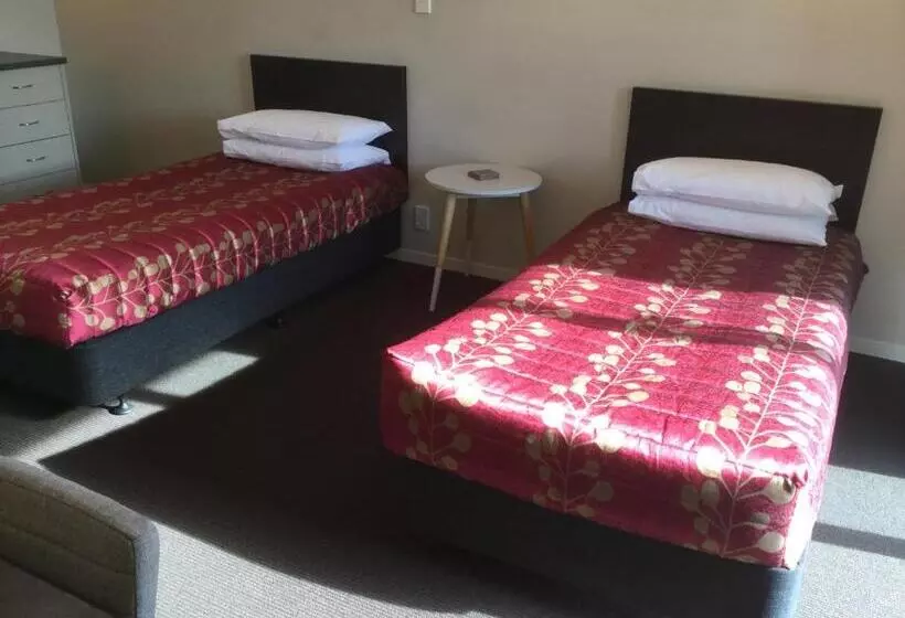 ２ベッドルームアパートメント, Aspree Motor Inn