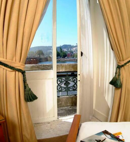 غرفة قياسية, Astoria