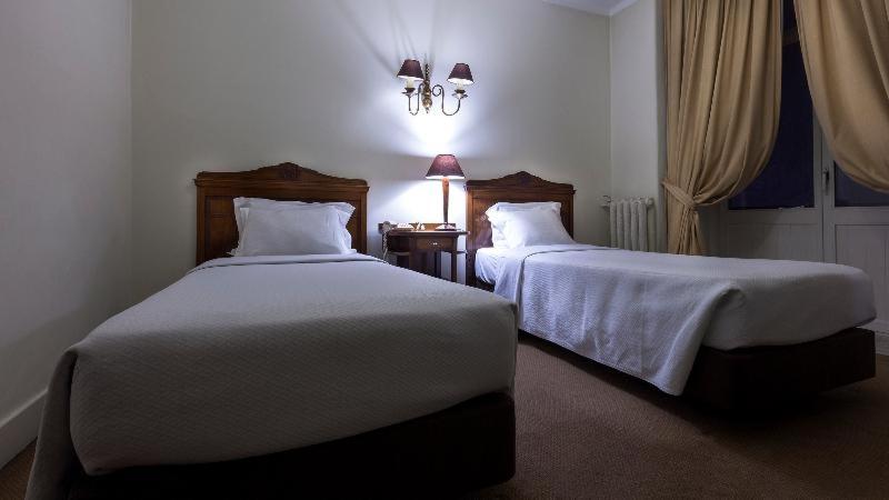 غرفة قياسية, Astoria