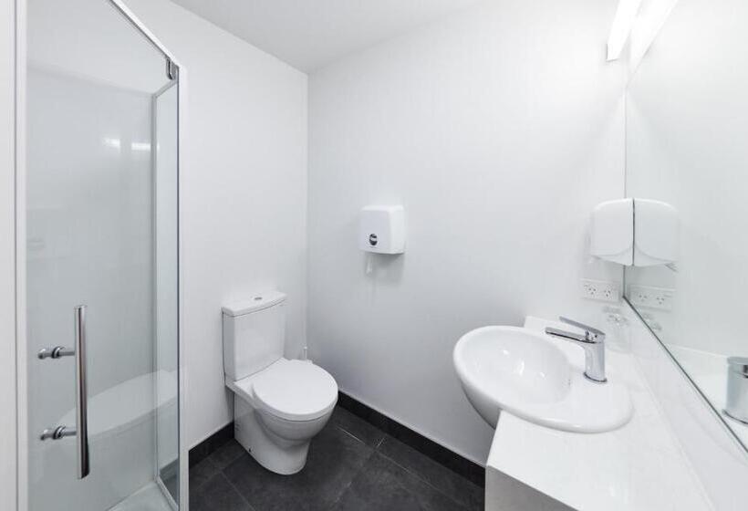 标准间, The Bealey Quarter