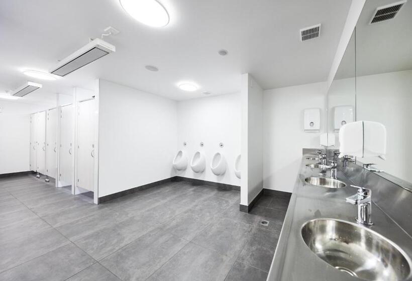 带共用浴室的标准房间, The Bealey Quarter