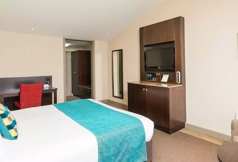 キングサイズベッドのスーペリアルーム, Copthorne Hotel & Resort Lakefront Queenstown