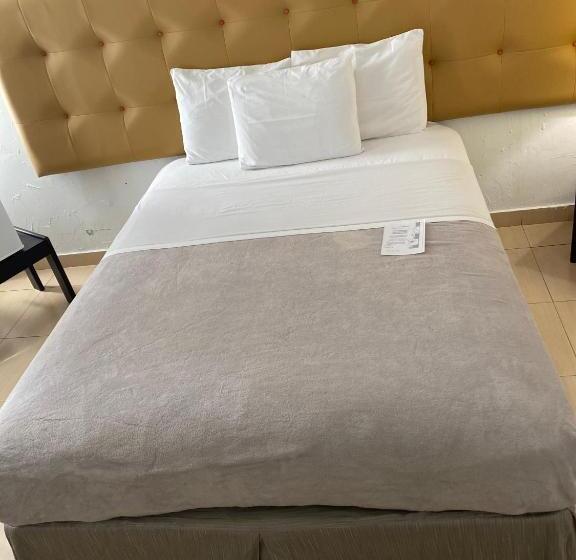 اتاق استاندارد, Coral By The Sea