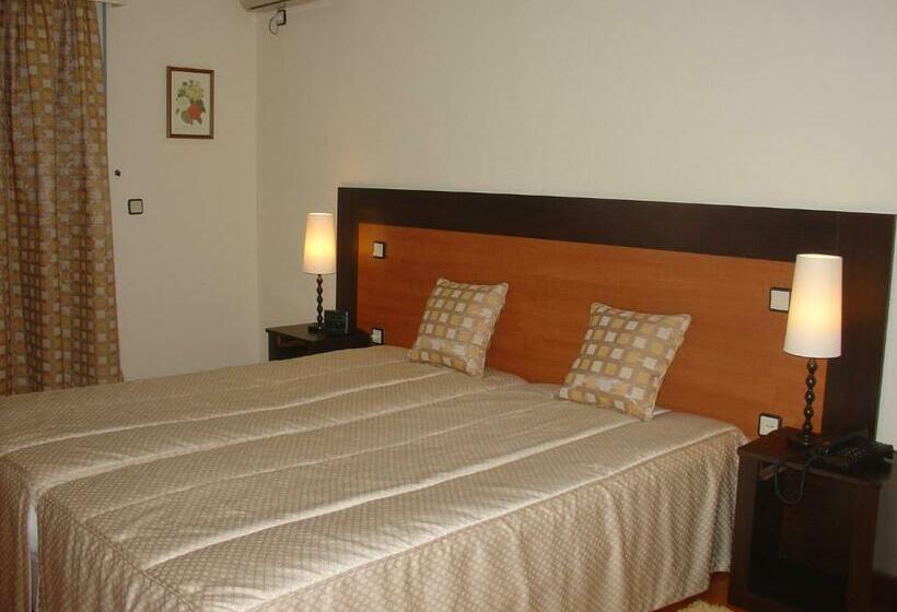 Номер Стандарт, Estalagem De Sangalhos