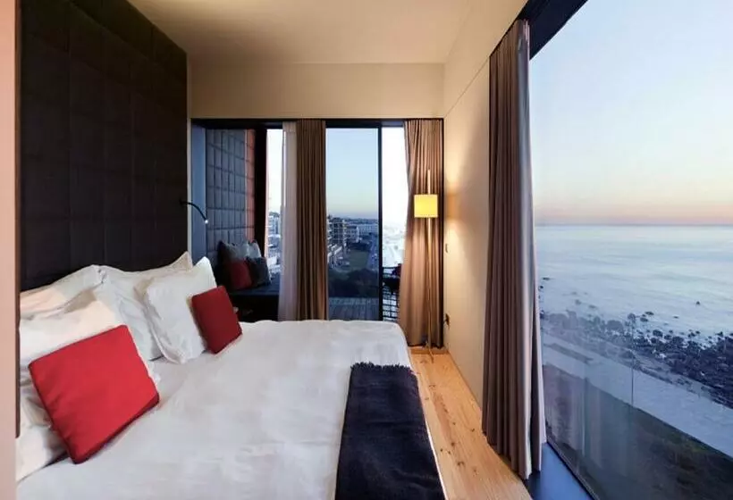 اتاق استاندارد با چشم‌انداز, Golden Tulip Porto Gaia