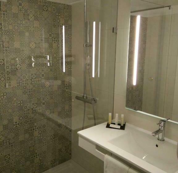 Номер Superior Одноместный, Golden Tulip Porto Gaia