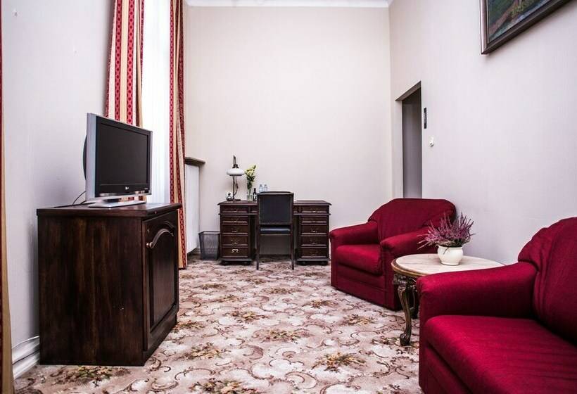 سوییت جونیور, Grand