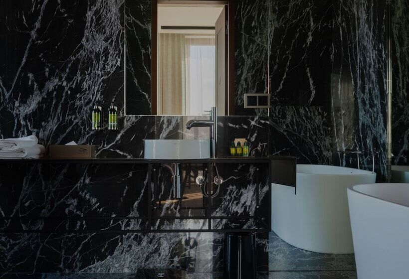 اتاق استاندارد, Grand