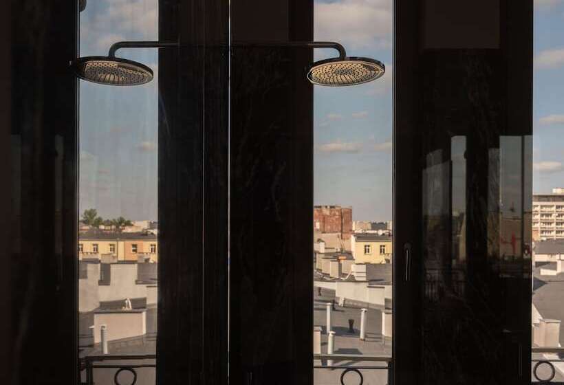 اتاق استاندارد, Grand