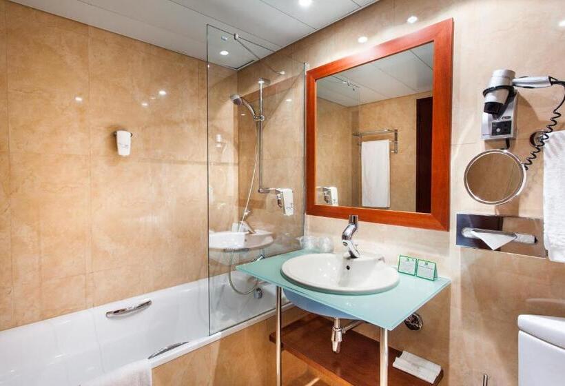 اتاق استاندارد با تخت بزرگ, Holiday Inn Lisbon Continental, An Ihg