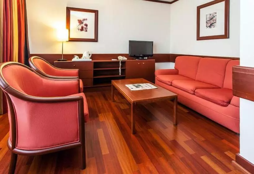 سوئیت با تخت بزرگ, Holiday Inn Lisbon Continental, An Ihg