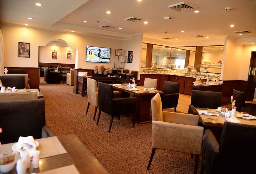 اتاق اجرایی, Karachi Marriott